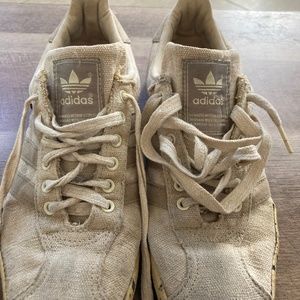 Adidas Hemp sneaker